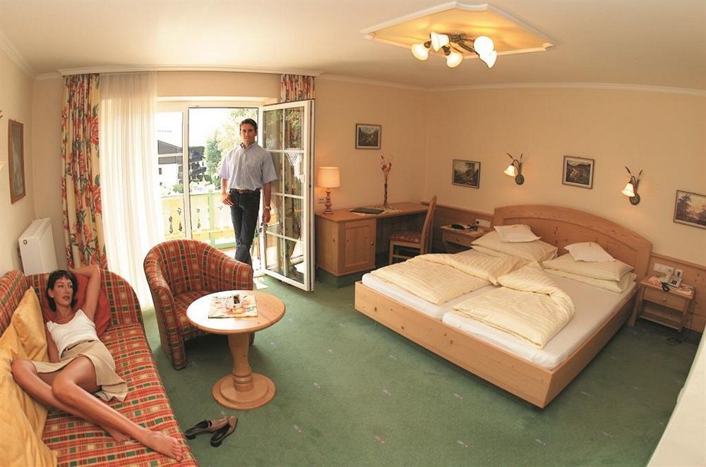 Hotel Foersterhof Lebe Pur, Geniesse Den Tag Saint Wolfgang Buitenkant foto