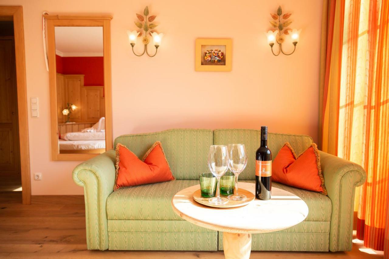 Hotel Foersterhof Lebe Pur, Geniesse Den Tag Saint Wolfgang Buitenkant foto